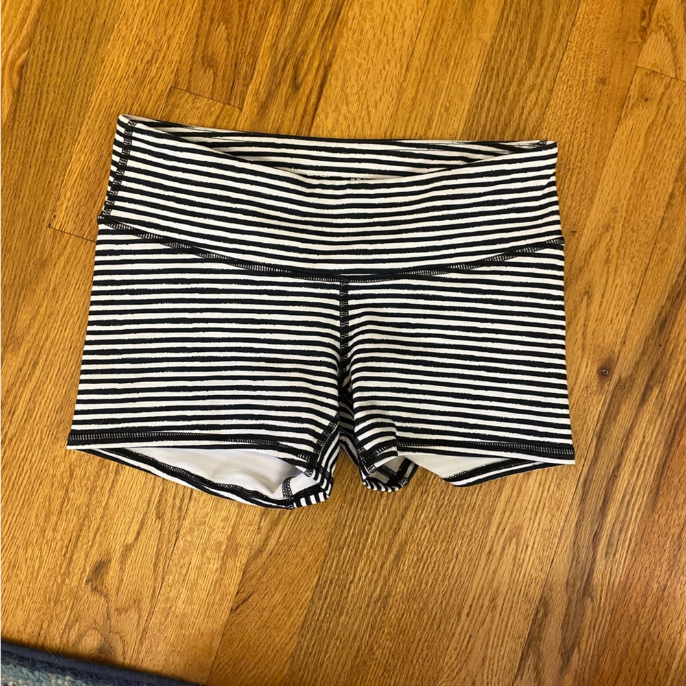 Yoga shorts NWOT